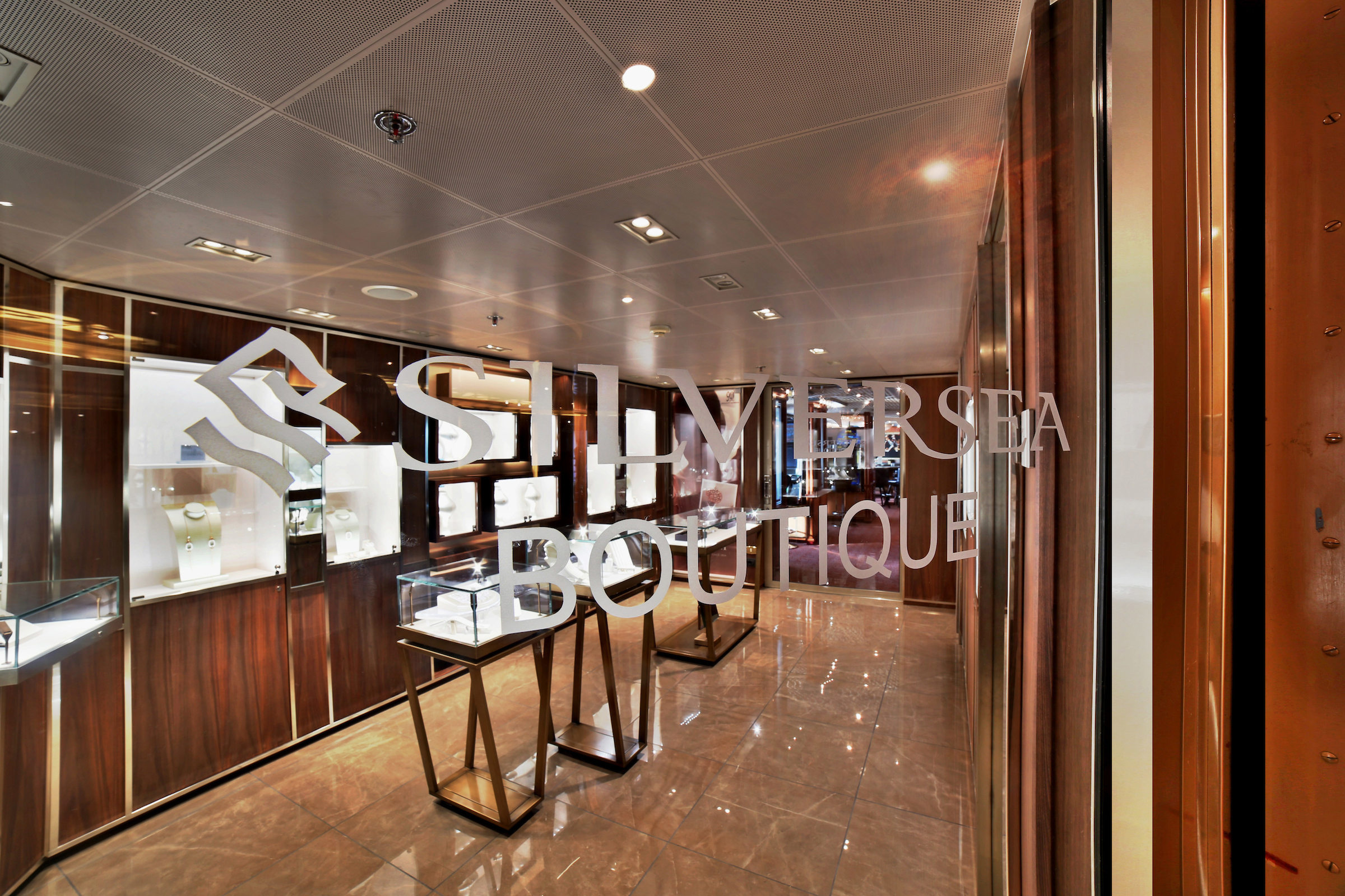 Silversea - Silver Wind - Boutique.jpg